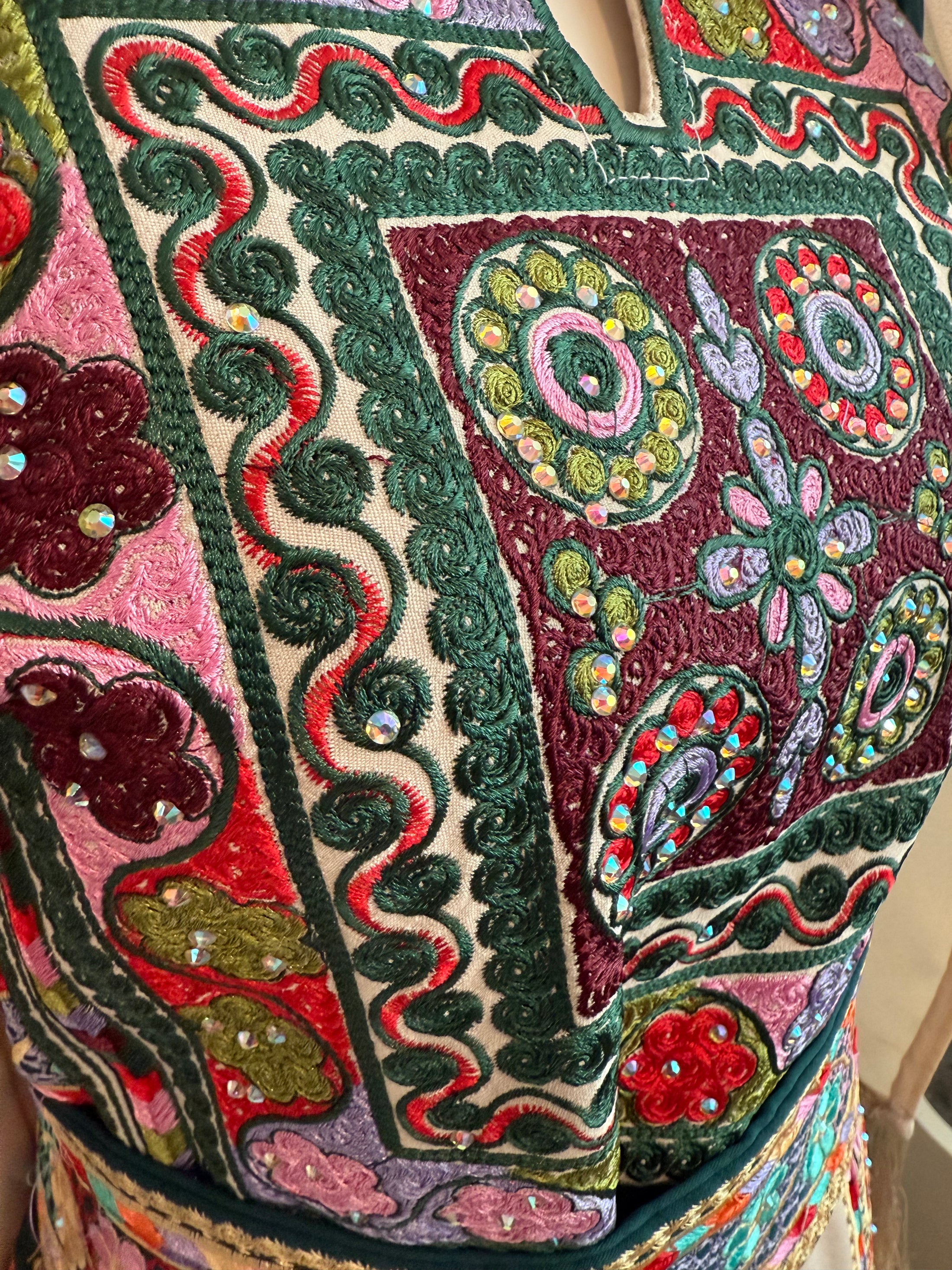 Dark Green and Cream Malaaka Thobe