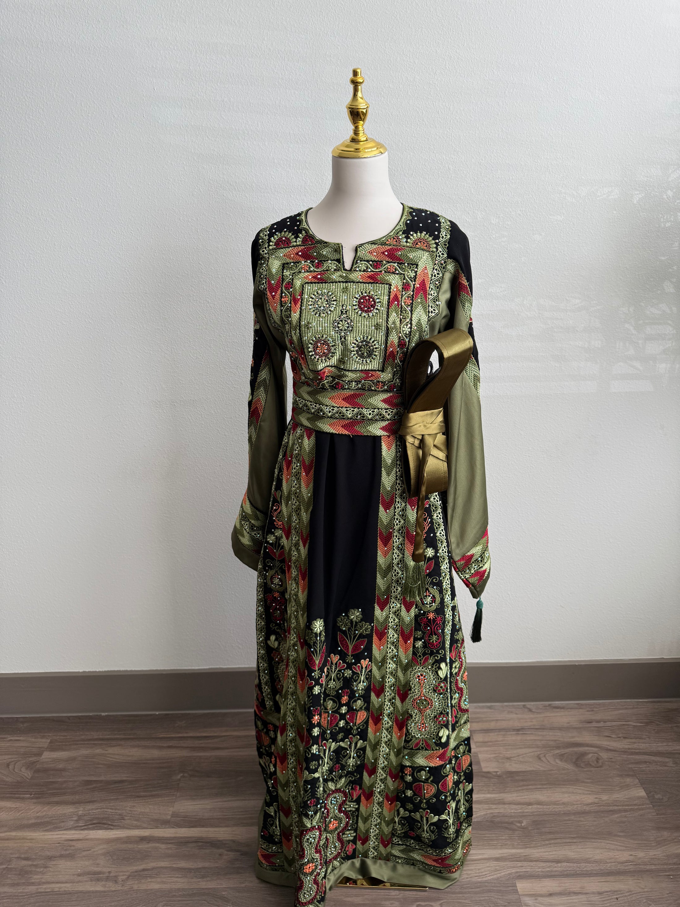 Black and Olive Green Chevron Thobe